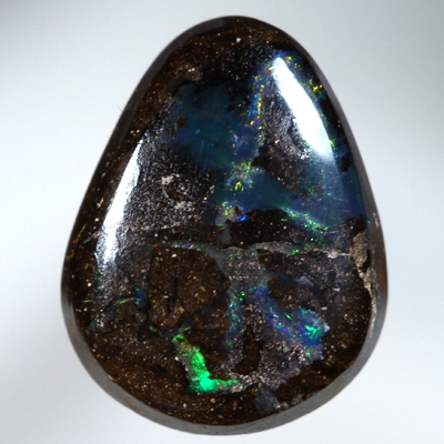 SOLID BOULDER OPAL Rolling flashes of bright fire over patterned boulder opal